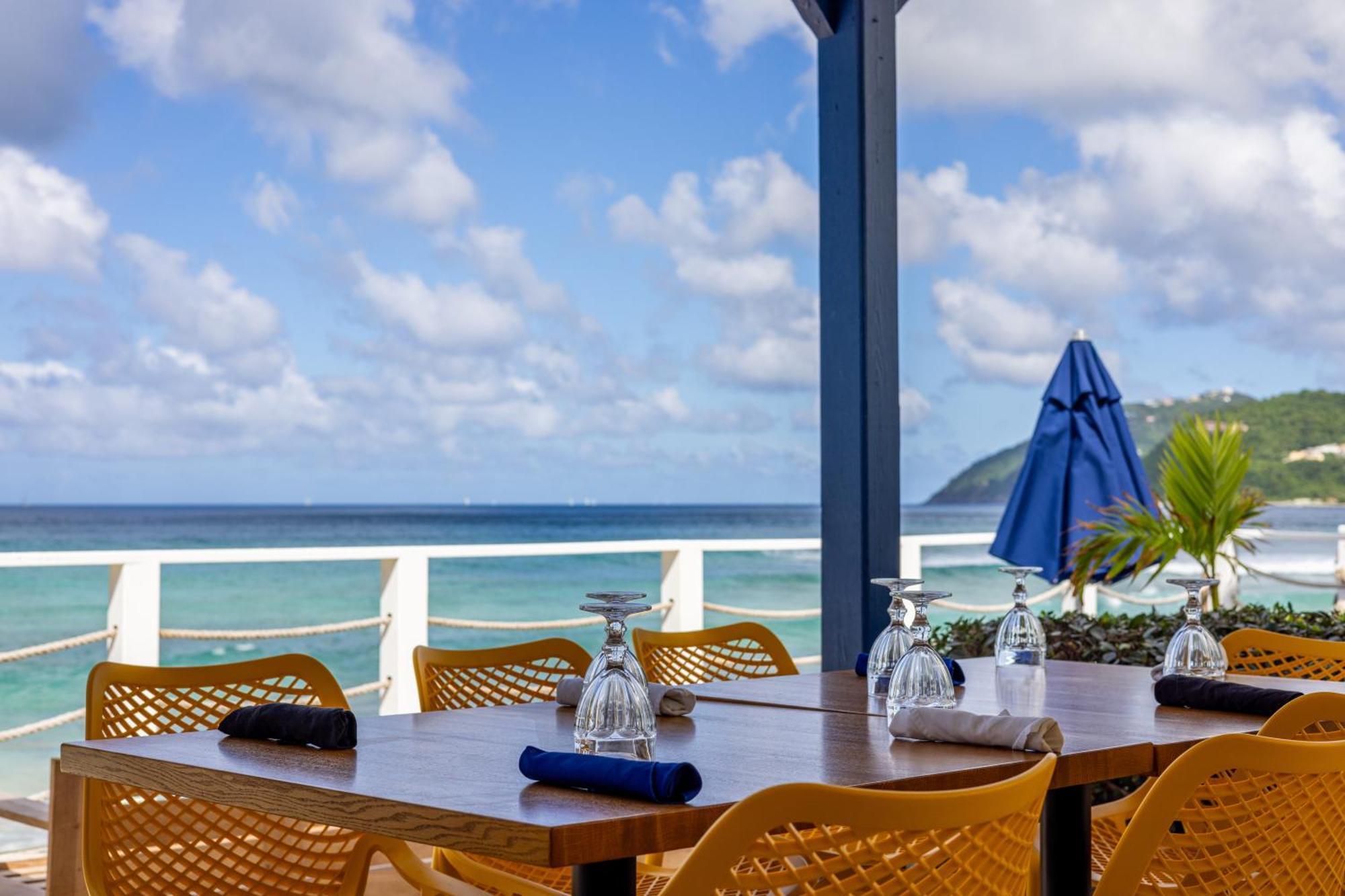 Sebastian'S On The Beach Hotel Freshwater Pond Екстер'єр фото